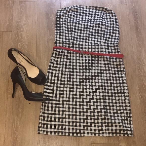 Dresses & Skirts - Houndstoooth strapless dress